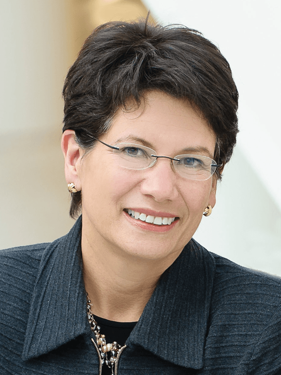 Image of Katherine Luzuriaga